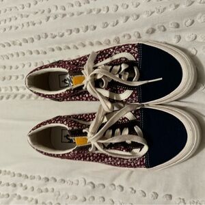 Old school vans limited edition colorway